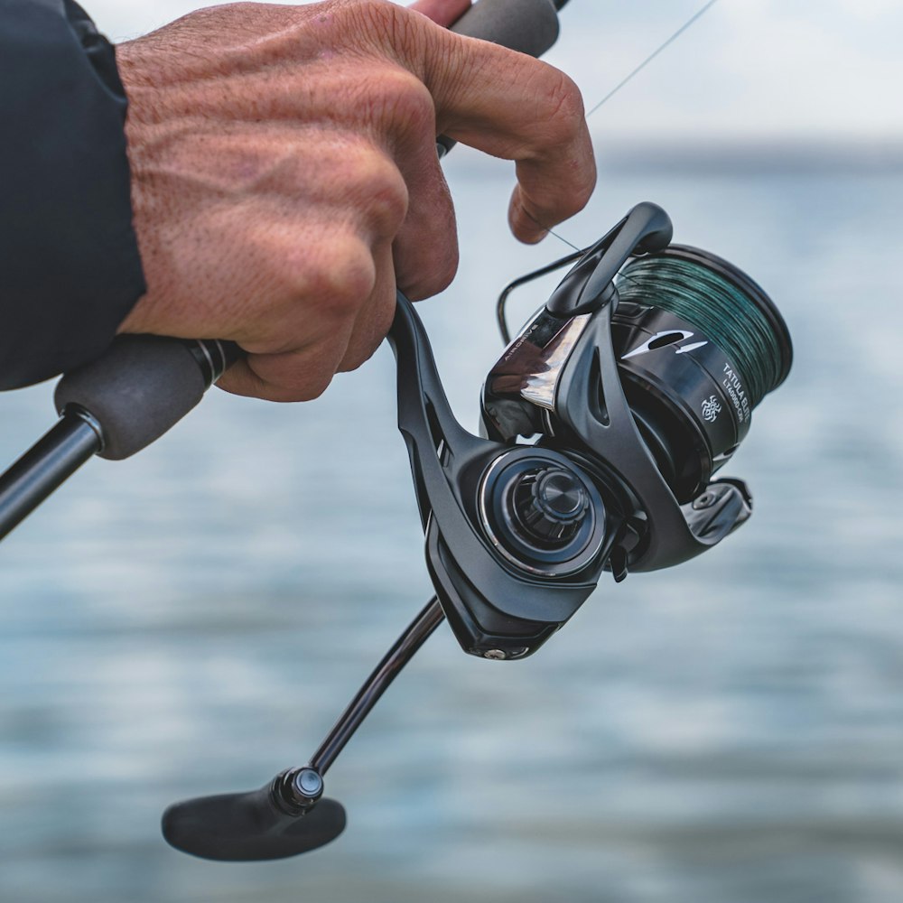 Daiwa Tatula Elite Spinning Reel [Side View]