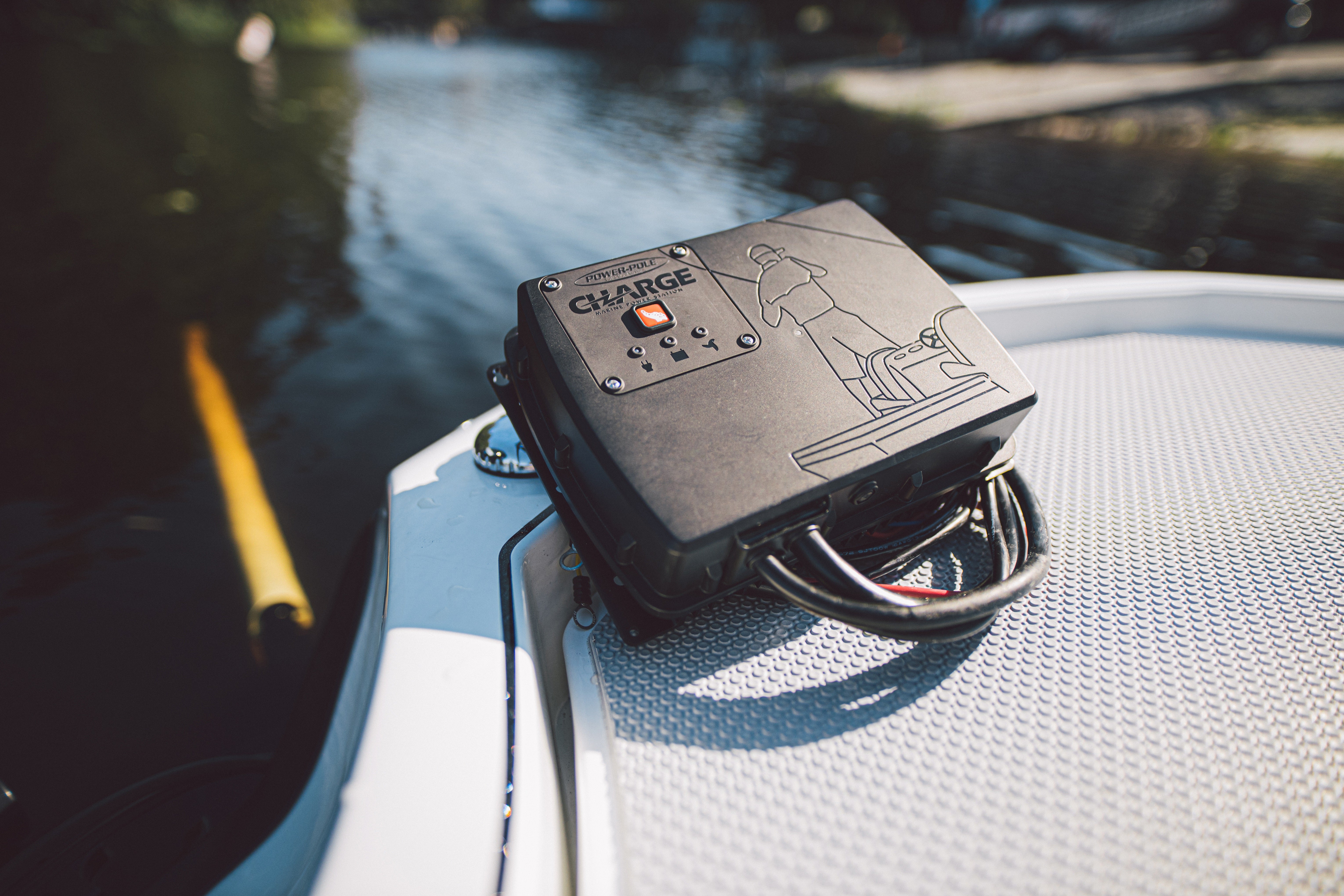 Power-Pole Charge Marine Power Management Station [Lifestyle]