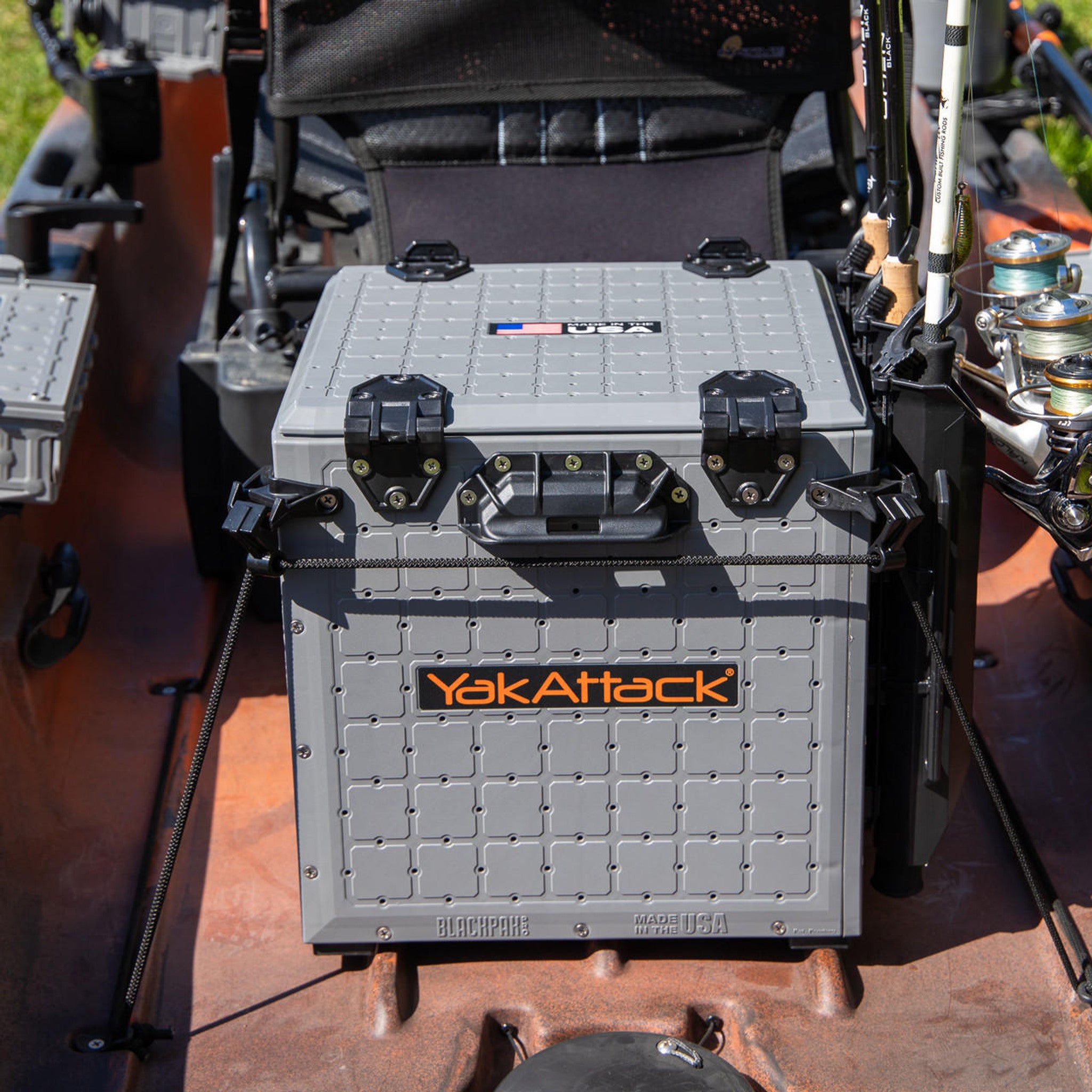 YakAttack BlackPak Pro Kayak Fishing Crate [13x13 - Battleship Grey - Installed]